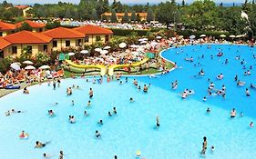 Camping Bella Italia in Peschiera del Garda - Gardasee