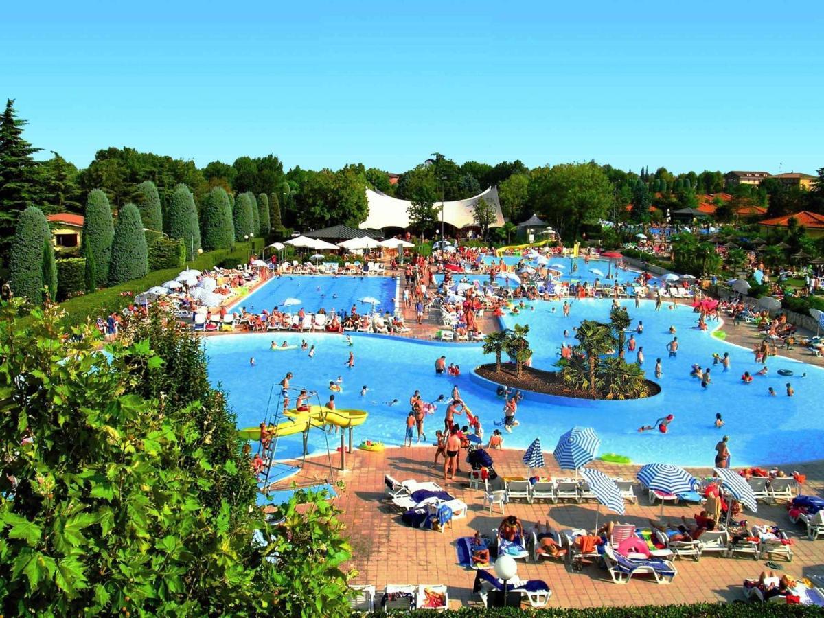 Camping Bella Italia in Peschiera del Garda - Gardasee Appartement Buitenkant foto