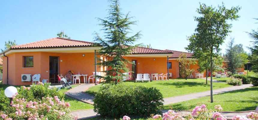 Camping Bella Italia in Peschiera del Garda - Gardasee Appartement Buitenkant foto